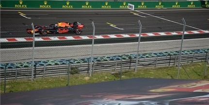 Verstappen pályafutása első pole pozícióját szerezte
