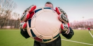 Vádat emelhetnek a rendezőt lefejelő szurkoló ellen