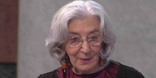 Clara Janés Nadal kapta a Janus Pannonius Nemzetközi Költészeti Nagydíjat Clara Janés Nadal kapta a Janus Pannonius Nemzetközi Költészeti Nagydíjat