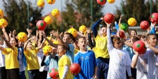 A Bozsik-program mohácsi és szigetvári előmozdítóit díjazták A Bozsik-program mohácsi és szigetvári előmozdítóit díjazták