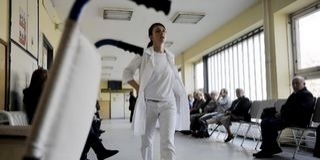 Háromszázmilliós program segíti az idegsebészeti gyógyítást Pécsen