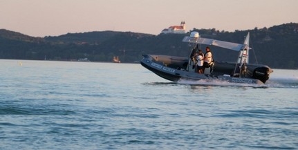 Horgászt mentettek a Balatonból a vízirendőrök