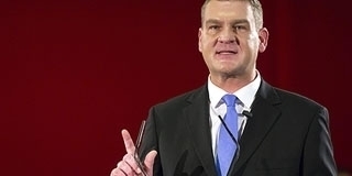 Botka László kilépett az MSZP-ből, Tóth Bertalan sajnálja