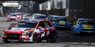 Egyre közelebb kerül a világbajnoki címhez a himesházai pilóta, Michelisz Norbert Egyre közelebb kerül a világbajnoki címhez a himesházai pilóta, Michelisz Norbert