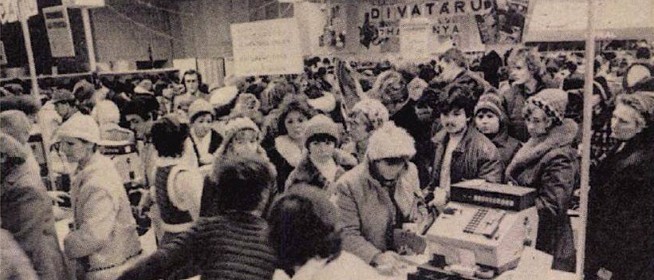 Nyomor és gazdagság: ezt kínálták karácsonykor a baranyai boltokban - Videó!