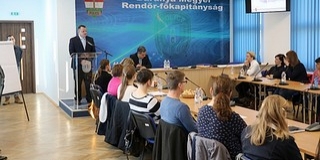 Ifjúságvédelmiseknek indítottak továbbképzést a rendőrök Ifjúságvédelmiseknek indítottak továbbképzést a rendőrök