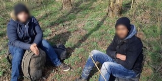 Migránsok, embercsempészek akadtak horogra Siklóson Migránsok, embercsempészek akadtak horogra Siklóson