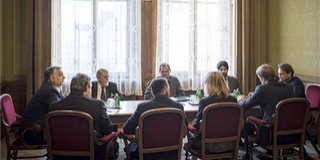 Pécsi virológus szakamberrel is egyeztetett Orbán Viktor