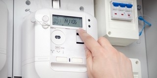 Felfüggeszti a fogyasztásmérők leolvasását az E.ON