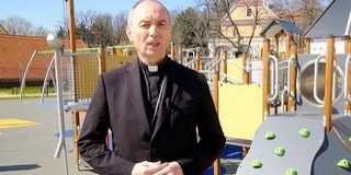 A pedagógusoknak és a szülőknek üzent Udvardy György apostoli kormányzó - Videó! A pedagógusoknak és a szülőknek üzent Udvardy György apostoli kormányzó - Videó!