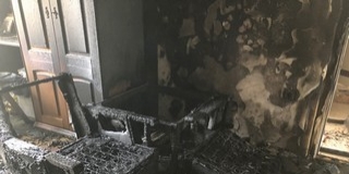 Égve felejtett gyertya miatt pattant ki a tűzkakas Pécsett