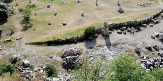 Átadták a nagyharsányi szoborparkhoz kapcsolódó új sétányt és fogadóépületet