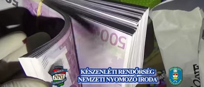 Hollandiában kapcsolták le a pécsi csúcsbűnözőt, droggal, hamis pénzzel üzletelt - Videó! Hollandiában kapcsolták le a pécsi csúcsbűnözőt, droggal, hamis pénzzel üzletelt - Videó!