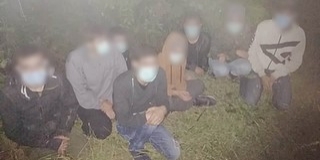 Migránsokat, embercsempészeket fogtak éjjel Baranyában Migránsokat, embercsempészeket fogtak éjjel Baranyában