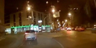 Kilencvenhárom büntetőpontot gyűjtött be egy autós - Videó! Kilencvenhárom büntetőpontot gyűjtött be egy autós - Videó!