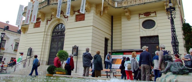 Egyelőre nem hirdetett teljes évadot a Pécsi Nemzeti Színház, bérleteket sem árulnak Egyelőre nem hirdetett teljes évadot a Pécsi Nemzeti Színház, bérleteket sem árulnak