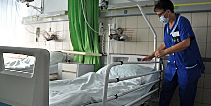 Korszerű kórházi ágyak is segítik a betegek gyógyulását a pécsi klinikákon