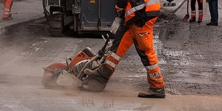 Megújul az út Szentlőrinc és Nagycsány között Megújul az út Szentlőrinc és Nagycsány között