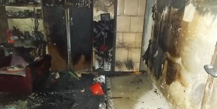 Gyertya miatt égett ki egy lakás Komlón