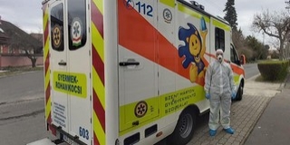 Online gyűjtenek adományokat a gyermekmentőknek