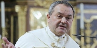 Felmentette a híveket a vasárnapi szentmise látogatása alól a pécsi megyéspüspök