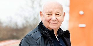 Aki óvatosan bánt számozott töltényeivel - Belénessy Csabára emlékezünk