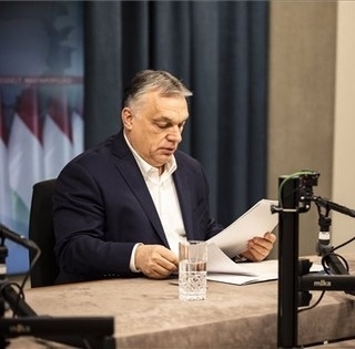 Orbán Viktor: a következő hat hét döntő lesz, júniusra kint leszünk a vízből Orbán Viktor: a következő hat hét döntő lesz, júniusra kint leszünk a vízből