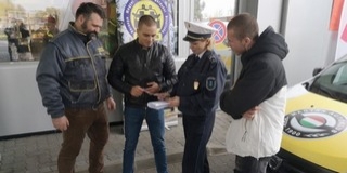 Lássunk és látszódjunk: kampányol a rendőrség