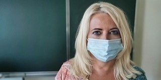 Ismét kötelezővé tették a maszk használatát a Pécsi Tudományegyetemen