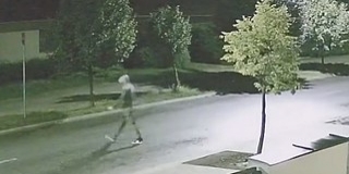 Kisbuszt rongált meg egy férfi Mohácson - Videón a tettes