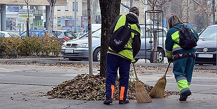 Százezer forintra emelkedik a közmunkások bére