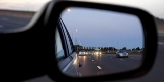 Fokozottan ellenőrzi a teherautókat és a buszokat a rendőrség