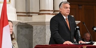 Orbán Viktor: épségben át kell vinni a hazát a túlpartra