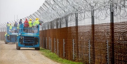 Már dolgoznak a kerítés megerősítésén, a Mohácsi-szigeten is épül határzár