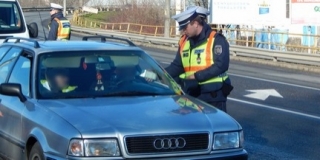 Fontos határidő közeleg, autósok százezreit érinti