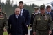 Putyin Mariupolba ment, egy családot is meglátogatott