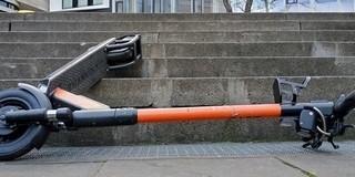 Részegen rollerezett egy férfi Pécsett, most foghatja a fejét