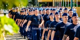 Hét újonc tűzoltó Baranyában kezdi meg szolgálatát