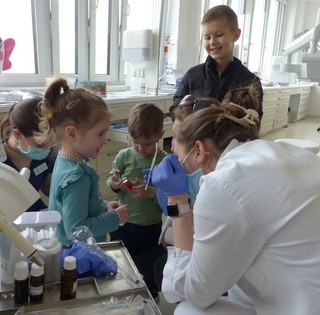 A Fogtündér ismét várja a kisgyermekeket, érdemes igyekezni a regisztrációval