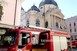 Tűzoltók lepték el a Pécsi Nemzeti Színházat