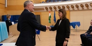 Elismerést kapott a mohácsi iskolaőr, Bosnyákné Stimecz Gina