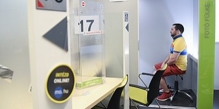 Délután kettőig lesznek nyitva szombaton a kormányablakok Délután kettőig lesznek nyitva szombaton a kormányablakok