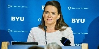 Benyújtotta lemondását a parlamentnek Novák Katalin Benyújtotta lemondását a parlamentnek Novák Katalin