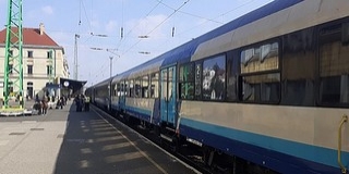 Gázolt a vonat a Pécs-Budapest vonalon