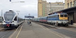 Késő délutánra állhat helyre a menetrend a pécsi fővonalon Késő délutánra állhat helyre a menetrend a pécsi fővonalon