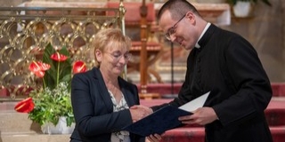 Mohácsi katekétát is kitüntetett a Pécsi Egyházmegye