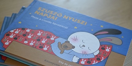 Különleges mesekönyv született egy pécsi gyermekorvosnak köszönhetően