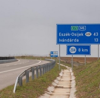 Ingyenes vagy sem az M6-os sztráda határhoz vezető szakaszának használata? Itt a válasz! Ingyenes vagy sem az M6-os sztráda határhoz vezető szakaszának használata? Itt a válasz!