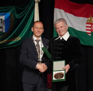 Köszöntjük Baranya vármegye új díszpolgárát, dr. Papp Lajos szívsebészt!