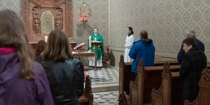 Janus Pannoniusra emlékeztek a humanista költő, néhai pécsi püspök sírjánál Janus Pannoniusra emlékeztek a humanista költő, néhai pécsi püspök sírjánál